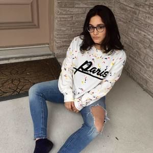 Meet your Posher, Lucia